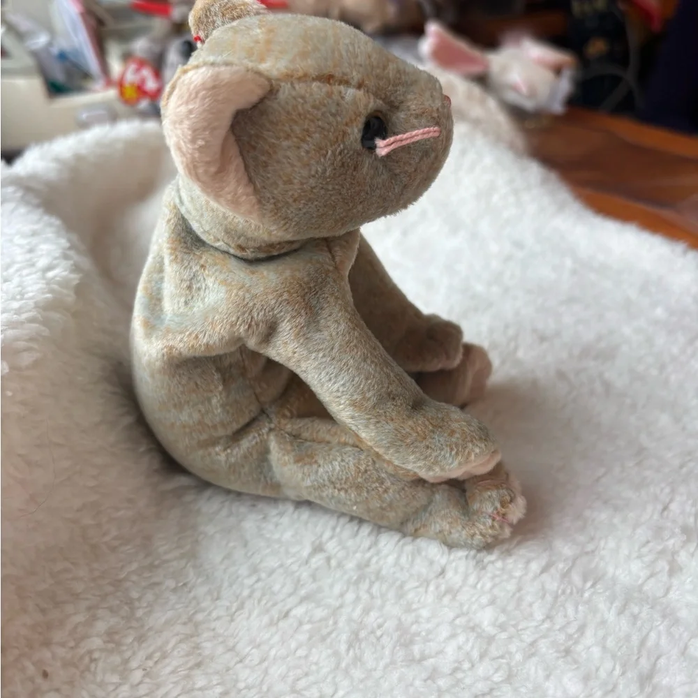 Ty Beanie Baby “Scat” Gray‎ with Pink Accents
